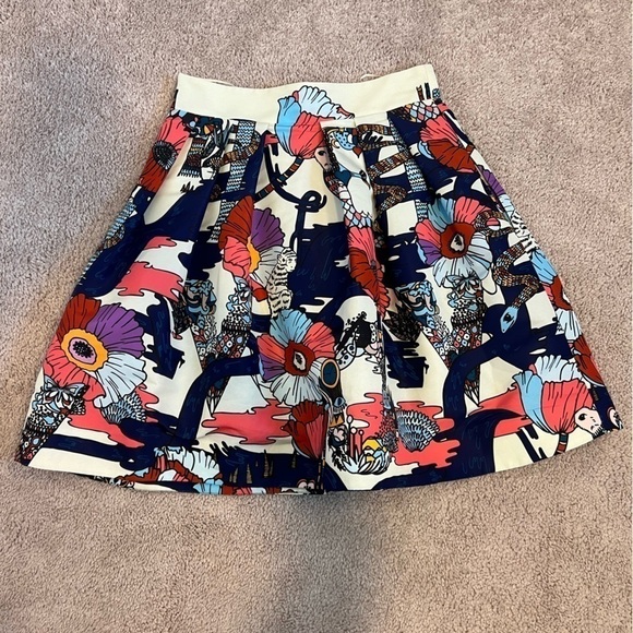 MARY Katrantzou‎ Women’s Graphic Skirt Size 6 - Picture 5 of 8